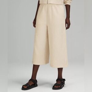 Lululemon Wide Leg High Rise Crop